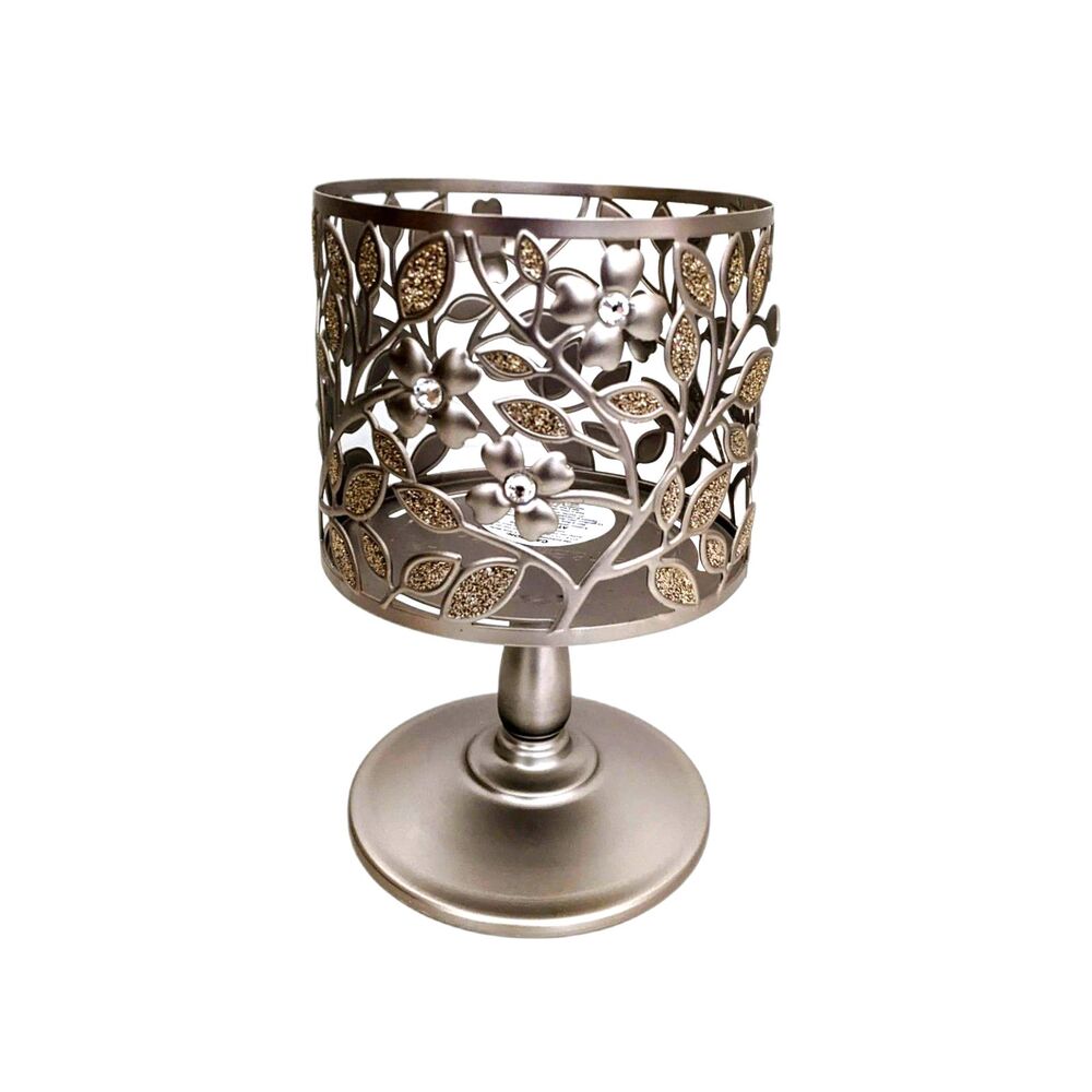 Bath & Body Works Metal Leaf Dogwood Flower 3 Wick Candle Holder